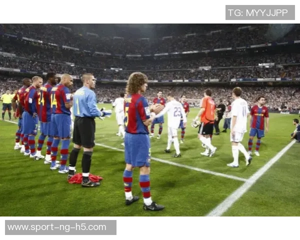 拉普拉塔大学生主席因拒绝列队遭禁足半年11名球员被停赛两场 拉普拉塔大学生主席因拒绝列队遭禁足半年11名球员被停赛两场