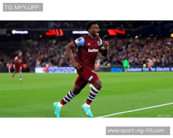 弗兰克称赞维尔茨与哈维西蒙斯同样出色适应新联赛是关键挑战 弗兰克称赞维尔茨与哈维西蒙斯同样出色适应新联赛是关键挑战